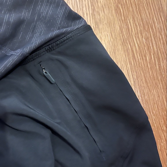 Outdoor Voices The Exercise Short 2.5” Short Black - Picture 5 of 7